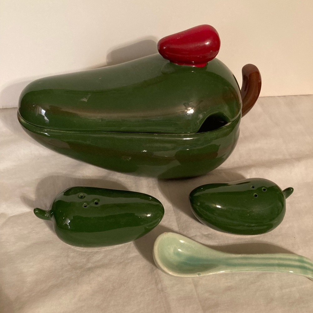 Jalapeño salsa dish & salt and pepper